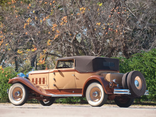 Old model car parked bush 2 - j. c. leyendecker 8 k free wallpaper