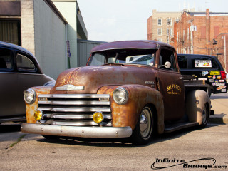 Old truck parking lot cars - eric dinyer free wallpaper