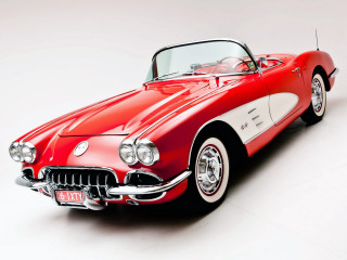 Red white car studio rendering - a white floor free wallpaper