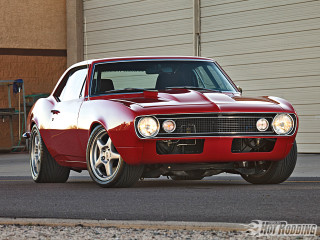Red car garage light headlight - ed roth free wallpaper