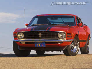 Red mustang black stripe hood - a black stripe free wallpaper