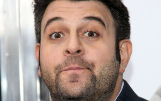 Man beard suit jacket surprised - david lazar free wallpaper