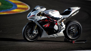 White motorcycle race track red 2 - a white motorcycle free wallpaper