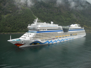 Cruise ship water mountain range - a mountain range in the background free wallpaper