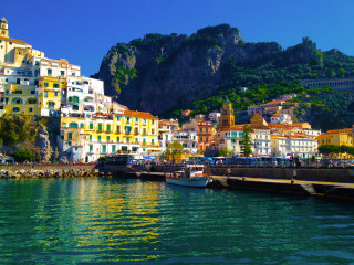 City lake boats mountain shore - cagnaccio di san pietro free wallpaper