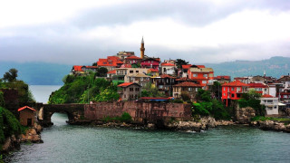 Small village island bridge water - a bridge over free wallpaper