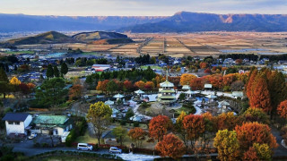 Small town autumn mountains river - a mountain range in the distance free wallpaper