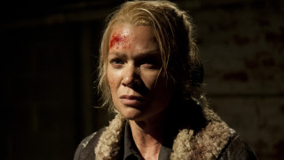 Woman bloody face scarf serious - bloody free wallpaper