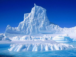 Iceberg lake mountain blue sky 4 - ice free wallpaper