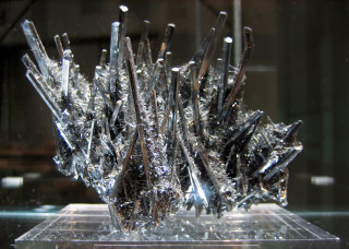 Metal sculpture water droplets black - water droplet free wallpaper