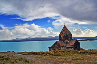 Church hill water mountains clouds - a body of water and mountains free wallpaper