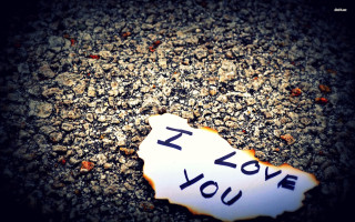 I love you message on 2 - a piece of paper free wallpaper