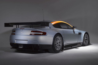 Silver sports car orange stripe - tail free wallpaper