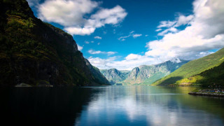 Lake mountains forest town cloudy - the shore free wallpaper