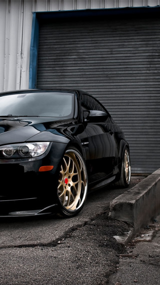 Black car garage red light - matte finish free wallpaper