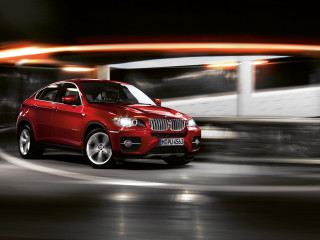 Red car night street blurry - night time free wallpaper for desktop