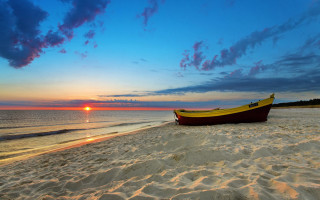 Boat beach sunset clouds ocean 4 - beautiful landscape free wallpaper