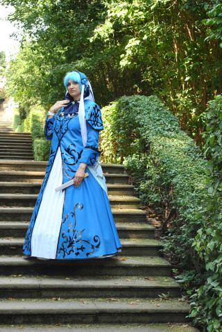 Woman blue dress steps park - a park free wallpaper