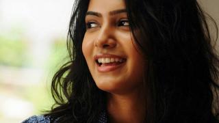 Woman long hair smiling blue 6 - movie still frame free wallpaper