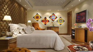 Bedroom with bed interior design 10 - area free wallpaper