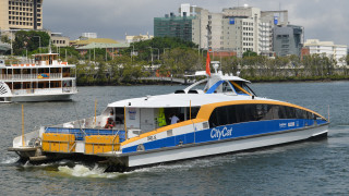 Boat city skyline ferry water - a city skyline free wallpaper
