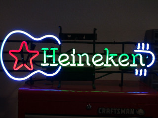 Neon sign teneken guitar case - kinetic art free wallpaper