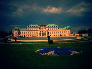 Large building fountain cloudy sky 4 - viennese actionism free wallpaper