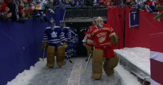 Hockey player ice crowd gear - huge scene free wallpaper