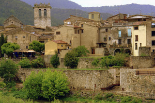 Village river clock tower mountains - cagnaccio di san pietro free wallpaper