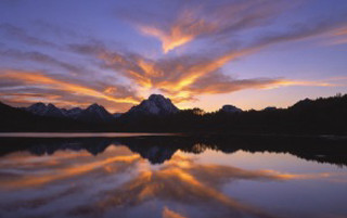 Lake mountain sunset sky clouds - photograph free wallpaper