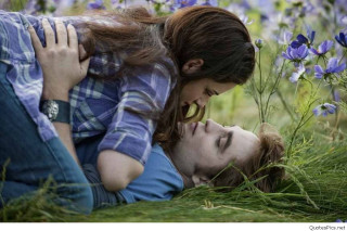 Woman laying garden flower blurry - else alfelt free wallpaper