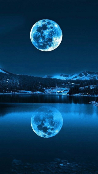 Full moon lake mountains night - a full moon free wallpaper
