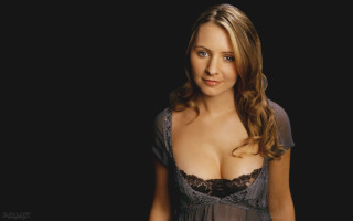 Woman large breast dress lace - alison debenham free wallpaper