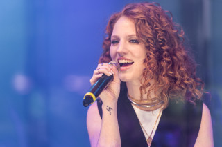 Woman red hair singing microphone 3 - red hair free wallpaper