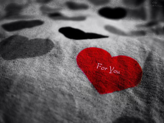 Heart for you black white - a red heart free wallpaper