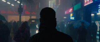Man city night people walking - blade runner free wallpaper