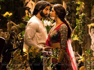 Man woman garden flowers beard - a man in the background free wallpaper