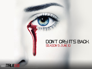 Bloody eye red bleeding woman - bloody free wallpaper