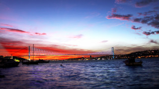Bridge water sunset boat city - christo free wallpaper