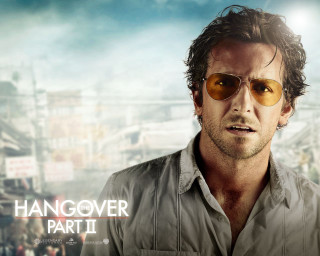 Man sunglasses city sky hangover - video art free wallpaper