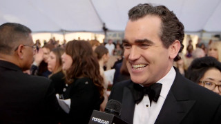 Man tuxedo smiling red carpet - a man in a tuxedo free wallpaper