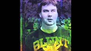 Surprised man green shirt standing - blunt free wallpaper