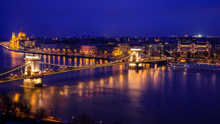 Night bridge cityscape danube mattepainting - aladár körösfőikriesch free wallpaper