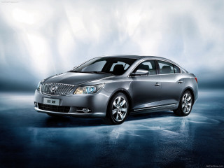 Silver car studio blue white - a silver car free wallpaper