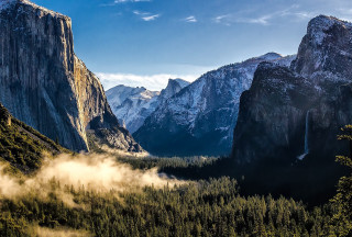 Valley mountains fog foreground background - naturalism free wallpaper