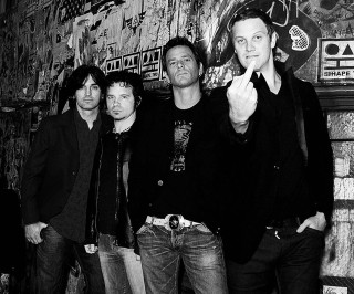 Men graffiti wall group pointing - graffiti free wallpaper