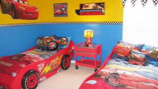 Luxury maximalism car bedroom red - car free wallpaper