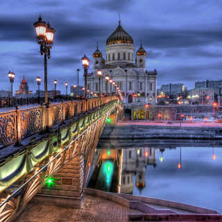 Bridge light building dome background - free city wallpaper
