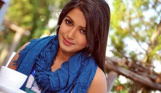 Woman blue scarf coffee tree - movie still frame free wallpaper