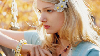 Woman flower hair bracelet tree - leaning free wallpaper